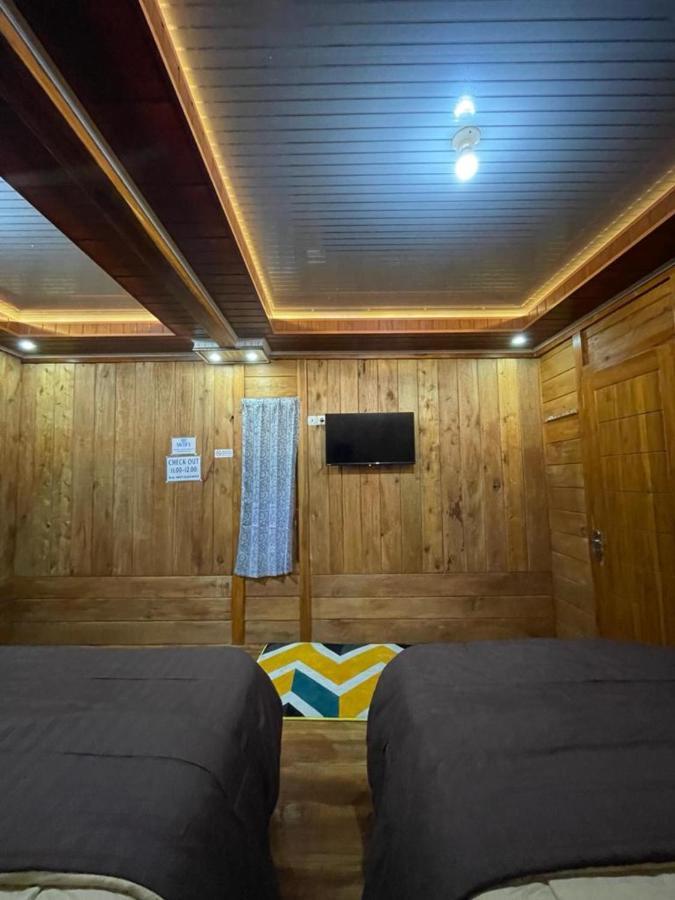 Golden Orchid Villa